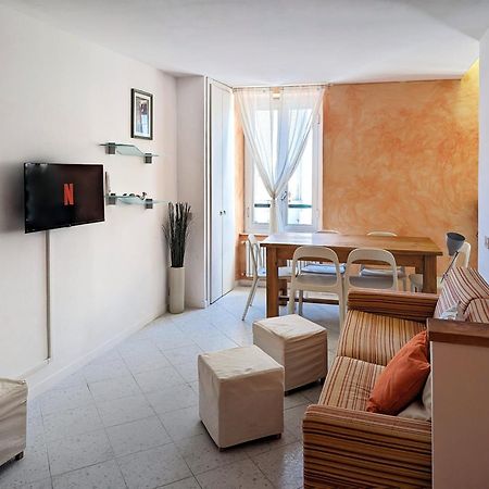 דירות ואראצה Casa Clementina מראה חיצוני תמונה